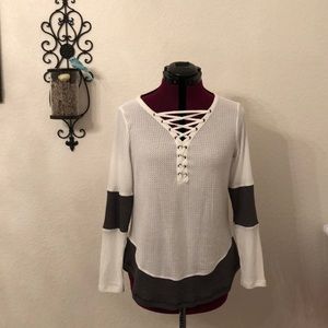 White gray knit shirt